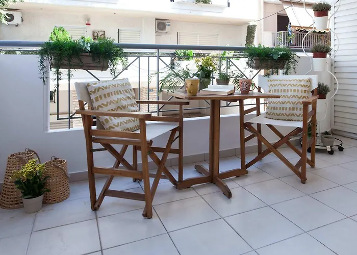 Bright 1 Bd Apt In Ampelokipoi With Balcony