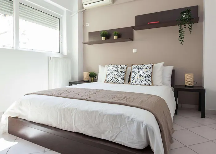 Bright 1 Bd Apt In Ampelokipoi With Balcony