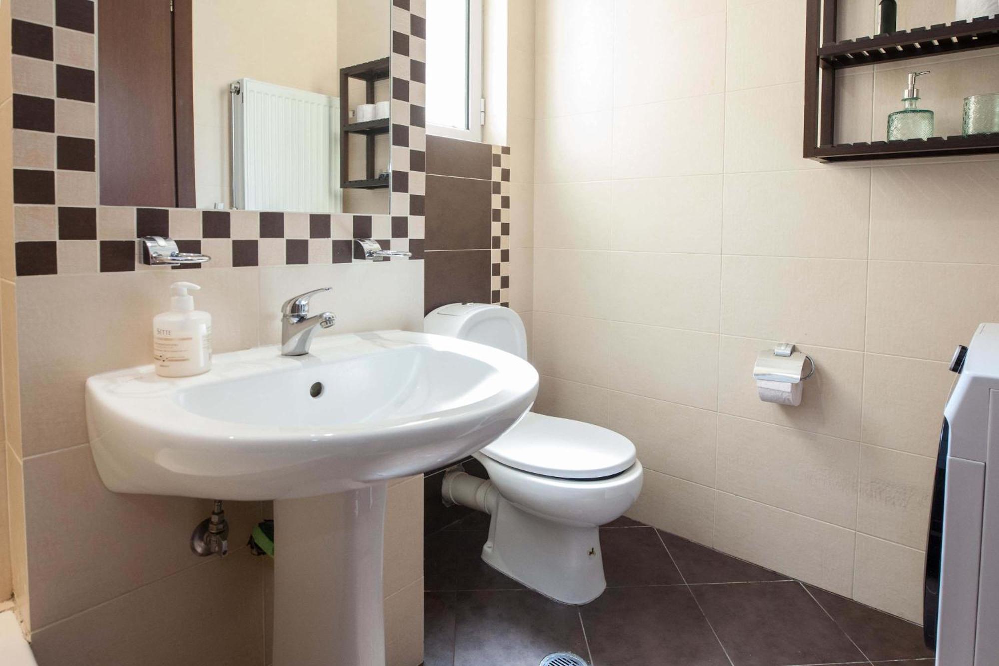 Bright 1 Bd In Ampelokipoi With Balcony Apartment Athens